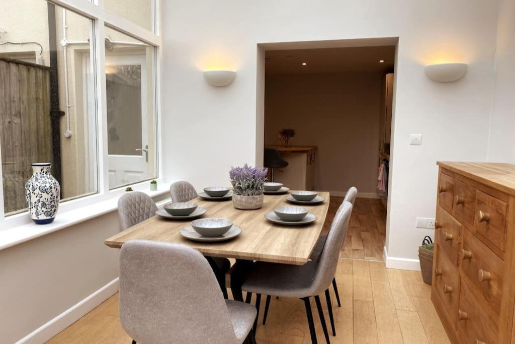 3Bed House With Parking Short Walk To Bath Centre Villa Exterior photo