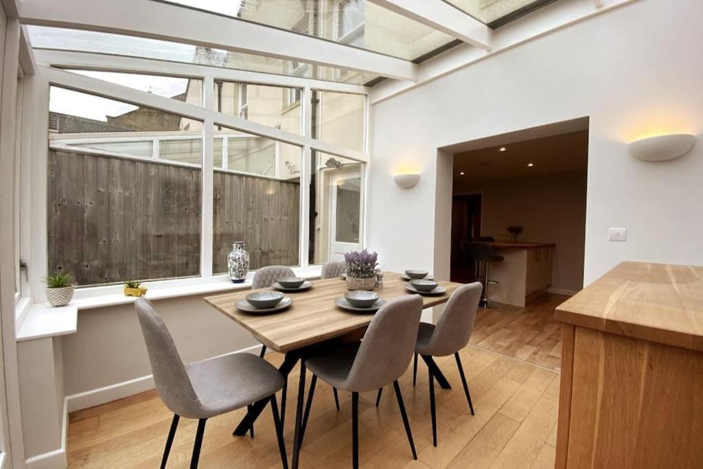 3Bed House With Parking Short Walk To Bath Centre Villa Exterior photo